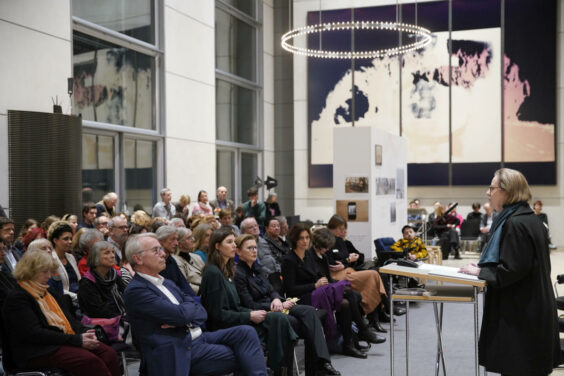 Award of the Special Prize for Artistic Research of the Ernst Schering Foundation to Yevgenia Belorusets on Feb. 23, 2023, in the German Bundestag.