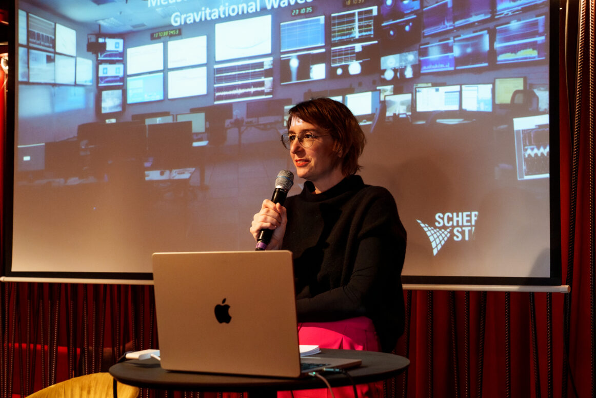 Sounds from the Universe: Measuring and Interpreting Gravitational Waves, lecture by Prof. Alessandra Buonanno followed by a discussion between her, Louis d'Heudières and Dr. Katja Naie at Salöön at Holzmarkstraße 25 in Berlin